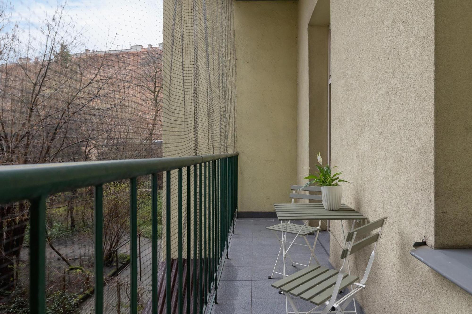 2-bedroom With Balcony - Dluga 65 Street * Krakov