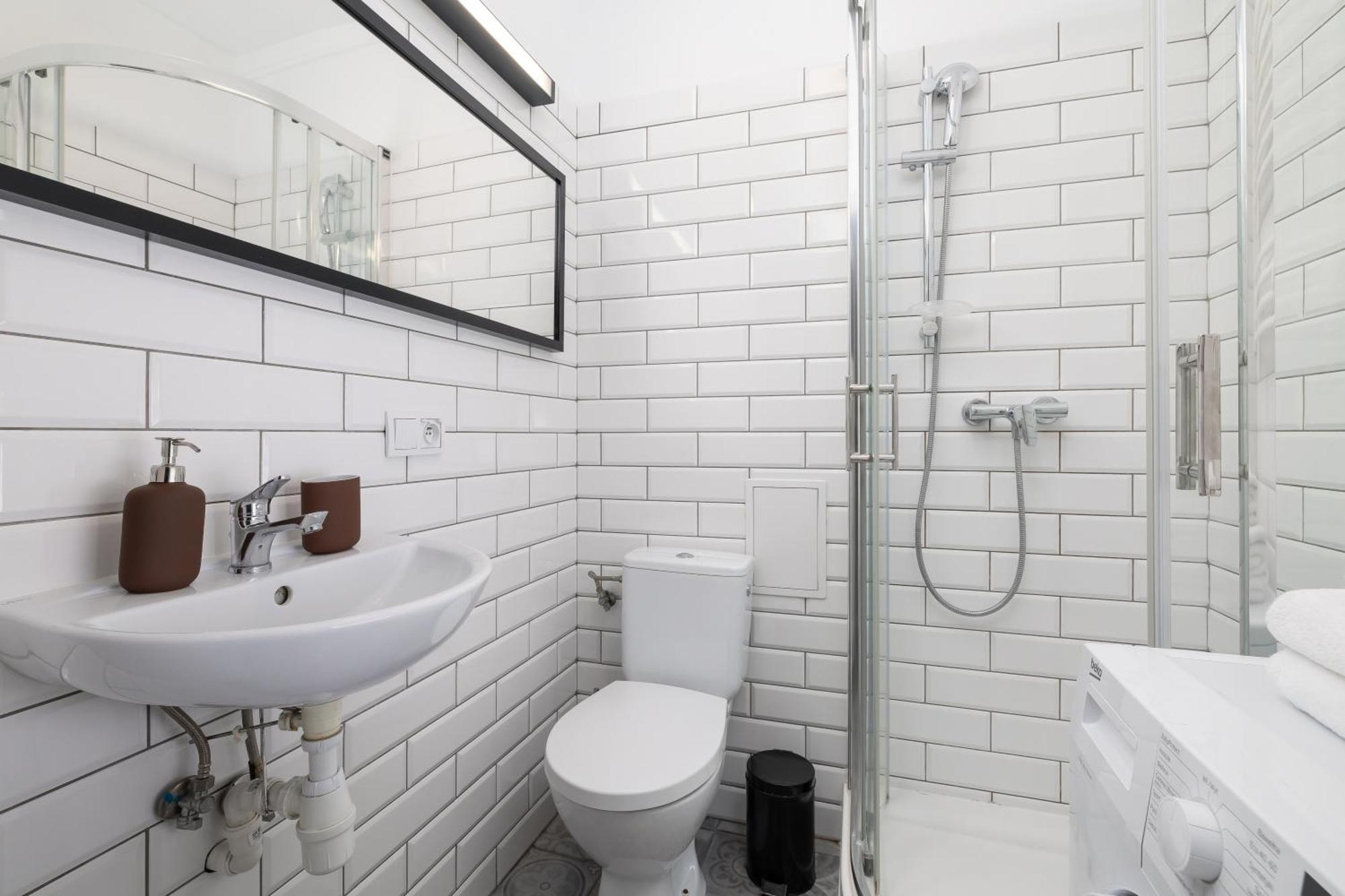 Apartmán 2-bedroom With Balcony - Dluga 65 Street *